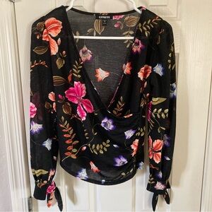 Express Black Floral Long Sleeve Tie Cuff Wrap Top Size XS